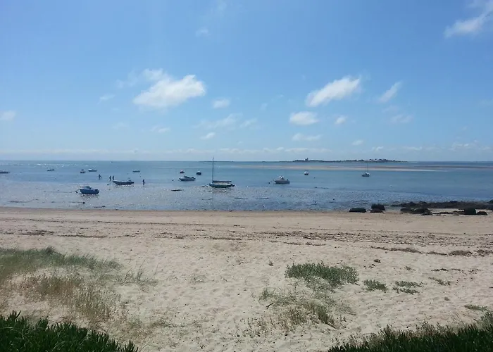 Holiday home A 50m De La Par Chemin Pietonnier ! Reville